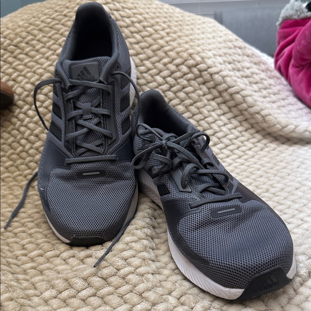 Adidas Men's Dark Gray Athletic Shoes